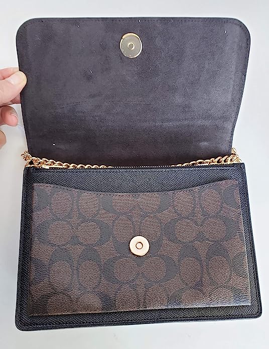 crossbody-coach